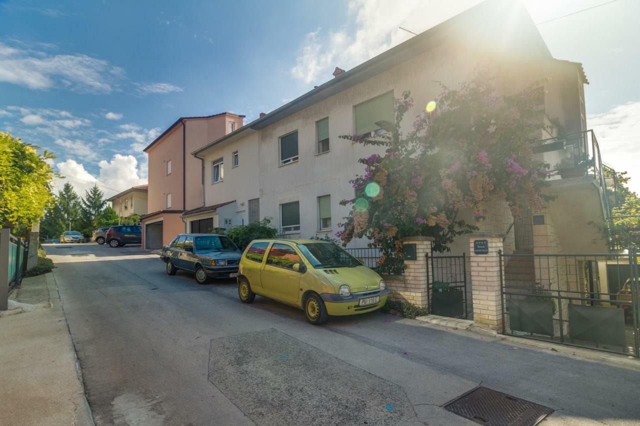 Apartments Perka Near Beach Pula Extérieur photo