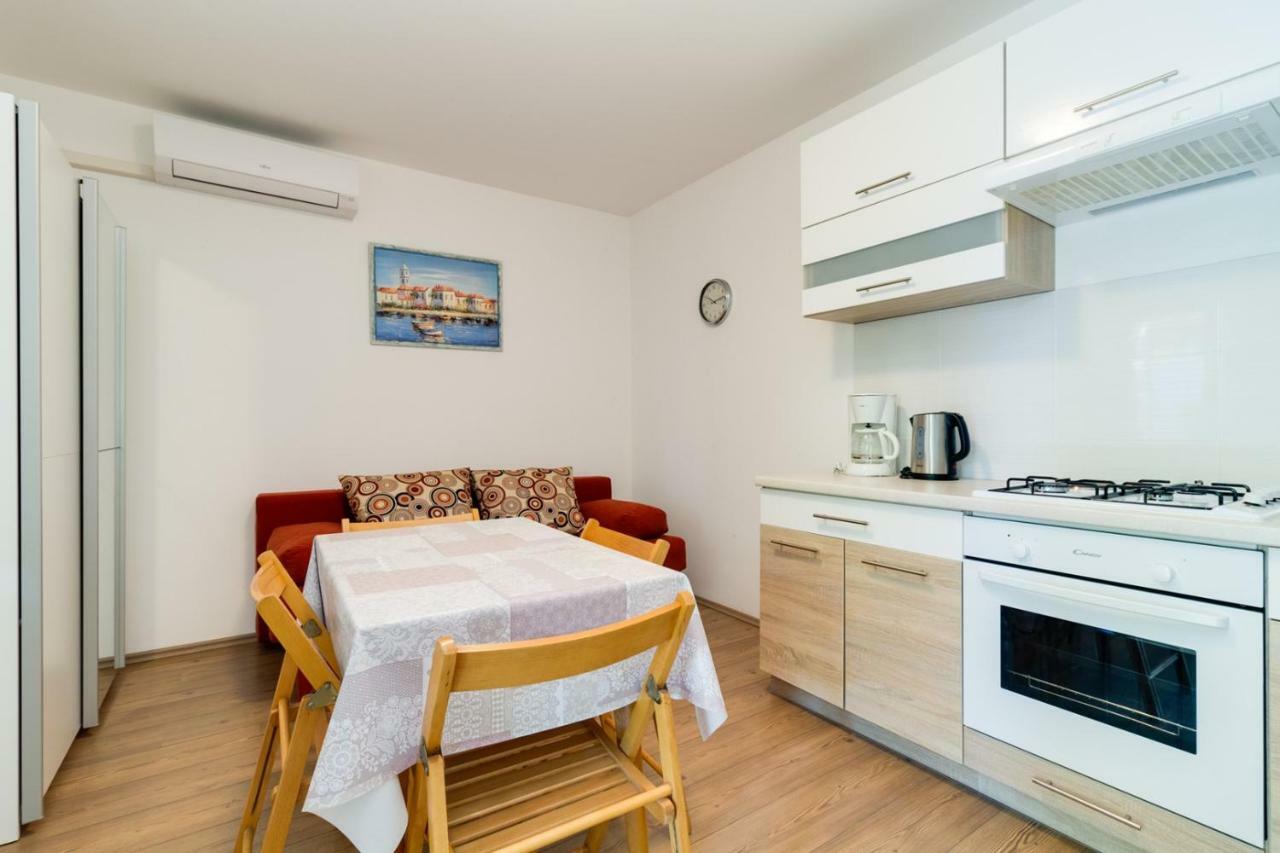 Apartments Perka Near Beach Pula Extérieur photo